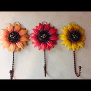3-Metal flower decoration hooks